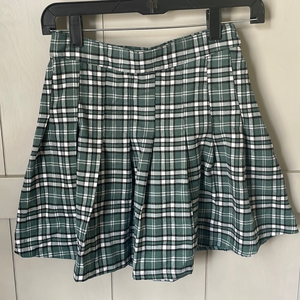 Hollister Pleated Plaid Skirt
